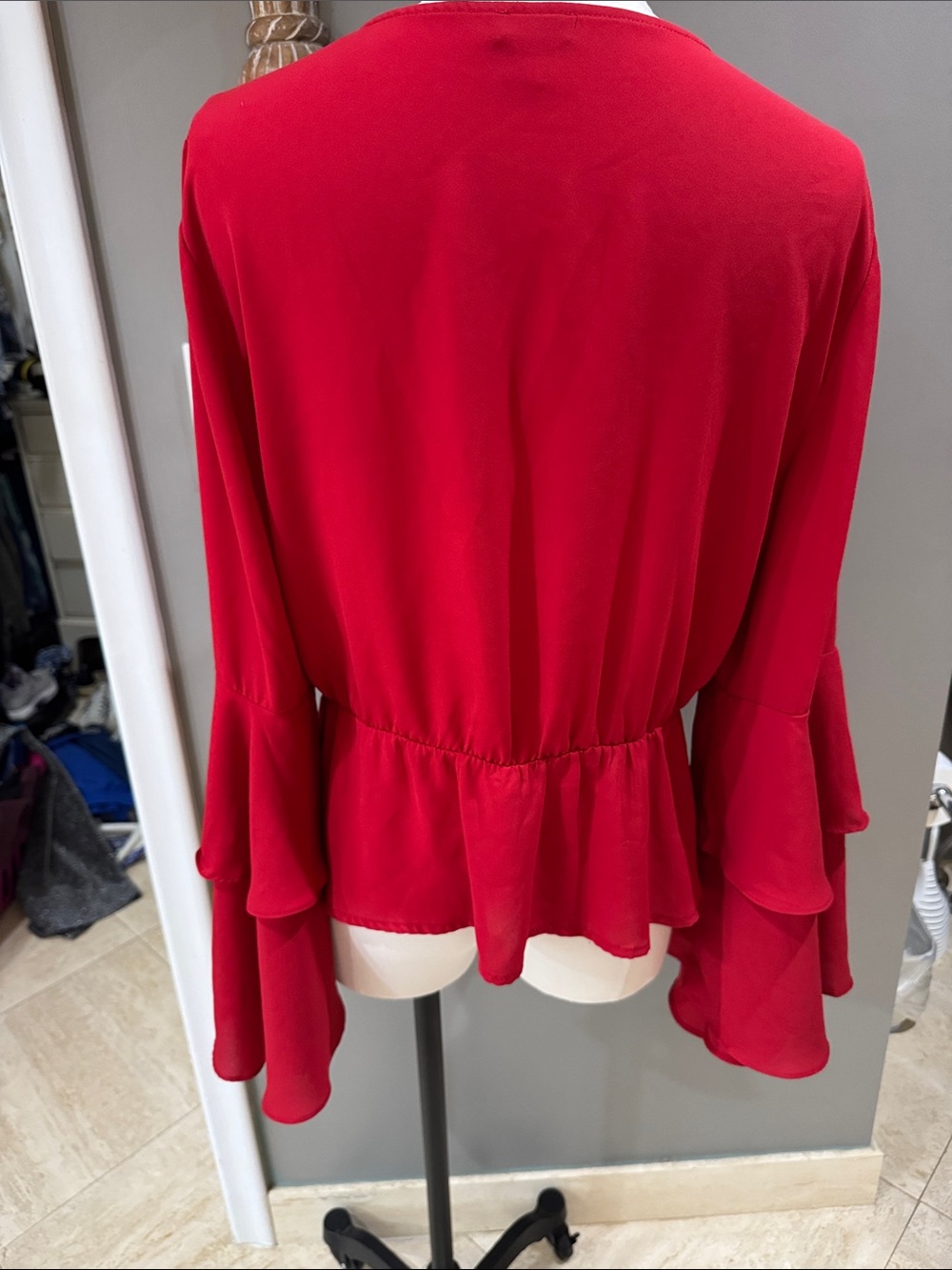 Vince Camuto Red V-Neck Button Peplum Blouse with Bell Sleeves - Picture 6 of 7